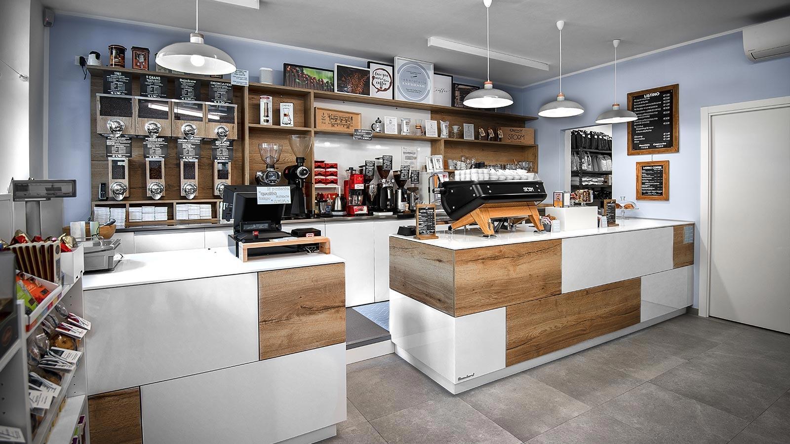 Gli interni di Laboratorio Espresso, la tua caffetteria a Bolzano
